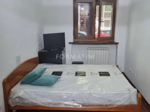 Izdavanje, dvosoban stan, 52m², Stari Grad, Beograd - image 4
