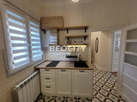 Rent, three bedroom apartment, 68m², Kosančićev Venac, Beograd