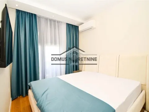 Rent, one bedroom apartment, 57m², Podgorica, Crna Gora - image 8
