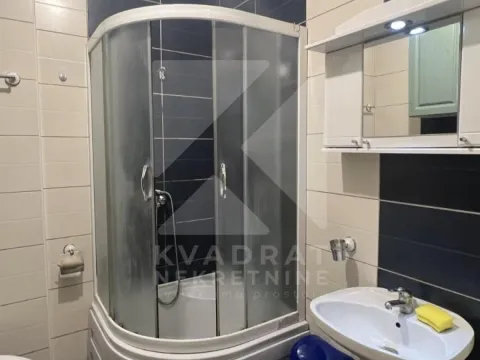 Izdavanje, dvosoban stan, 69m², Zabjelo, Podgorica - image 9