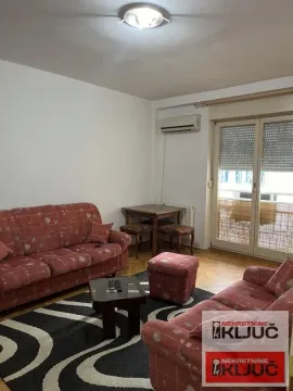 Izdavanje, jednosoban stan, 29m², Bulevar Oslobodjenja, Novi Sad Sve Podlokacije - image 2