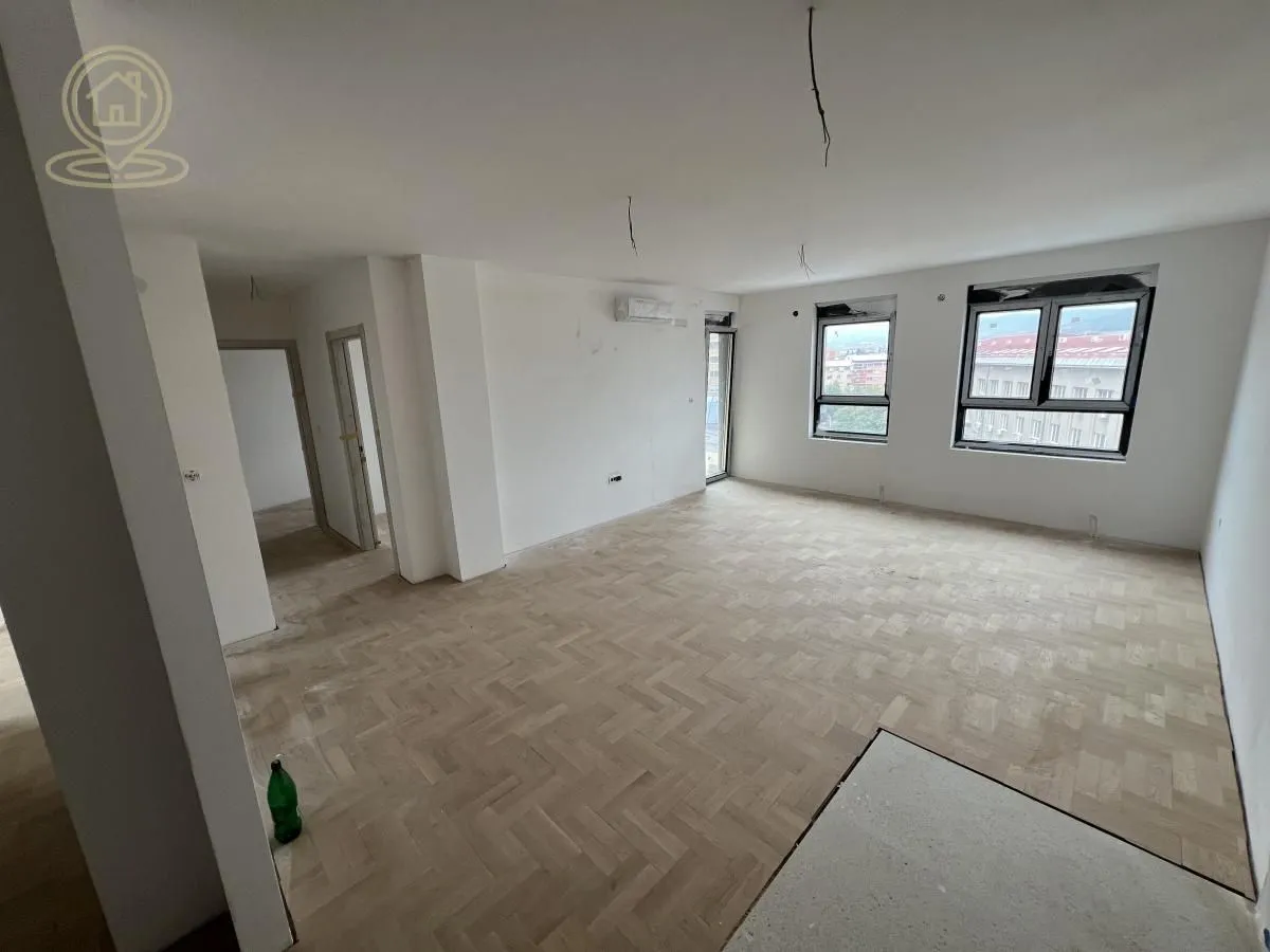 Prodaja, četvorosoban stan, 75m², Medijana, Niš
