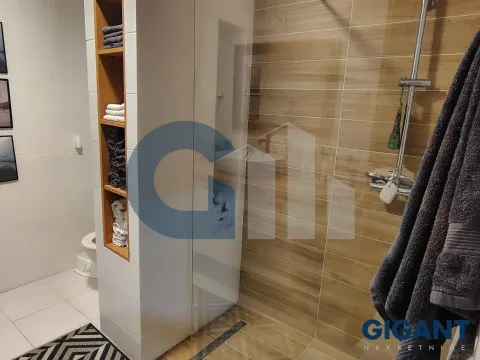 Sale, three bedroom apartment, 90m², Višnjička Banja, Palilula Sve Podlokacije - image 13