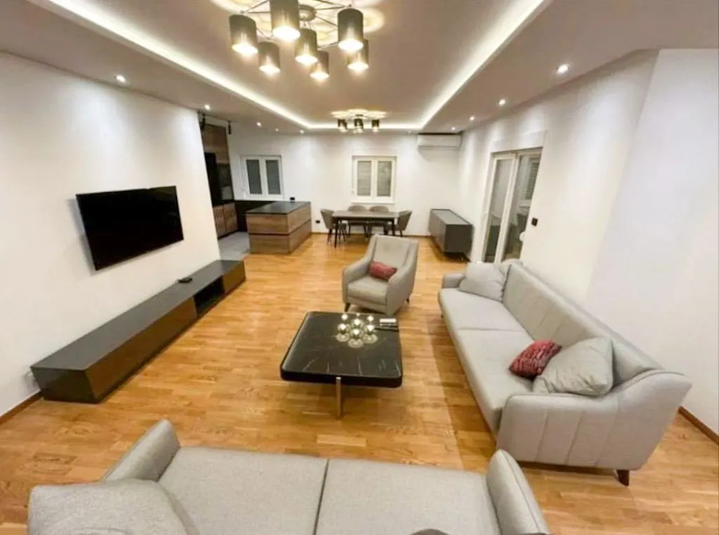 Rent, two bedroom apartment, 120m², City Kvart, Podgorica