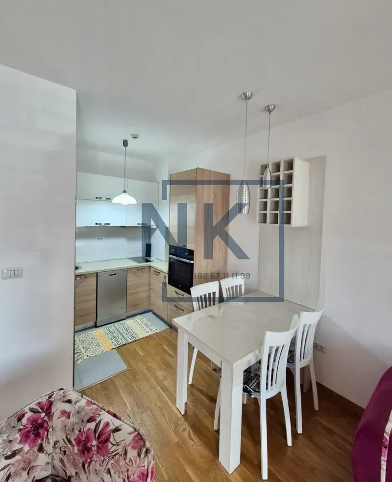 Izdavanje, jednosoban stan, 45m², City Kvart, Podgorica