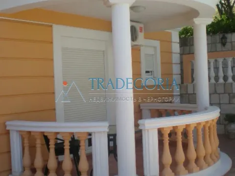 Prodaja, stan, 470m², Petrovac, Budva - image 24