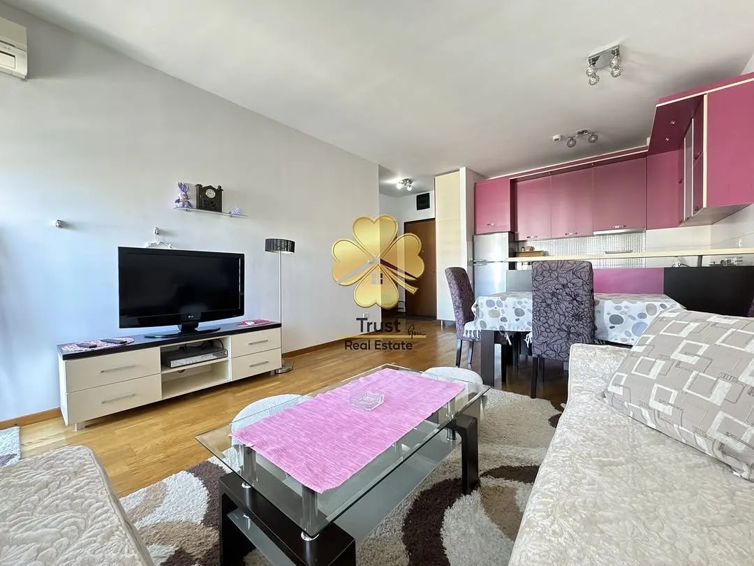 Rent, one bedroom apartment, 50m², City Kvart, Podgorica
