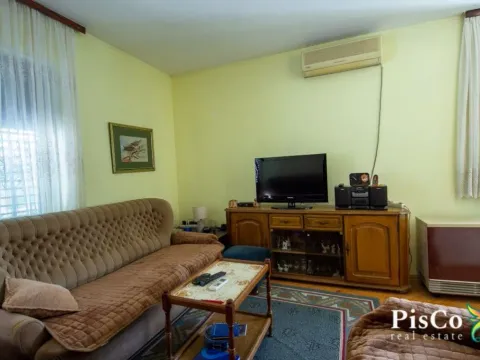 Prodaja, jednosoban stan, 50m², Dalmatinska ulica, Podgorica - image 10