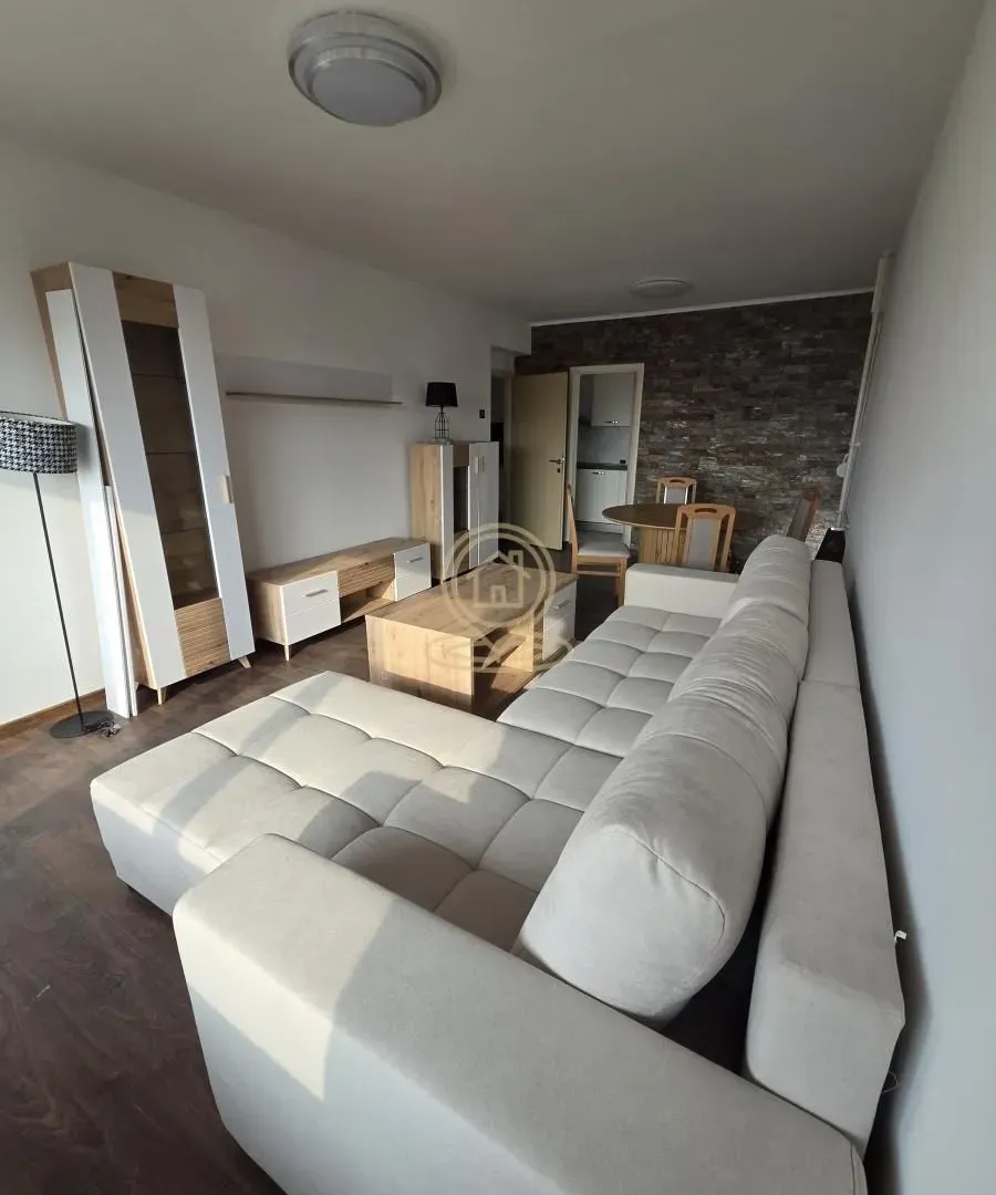 Prodaja, trosoban stan, 70m², Medijana, Niš