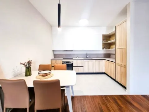 Rent, two bedroom apartment, 90m², Master Kvart, Podgorica - image 2