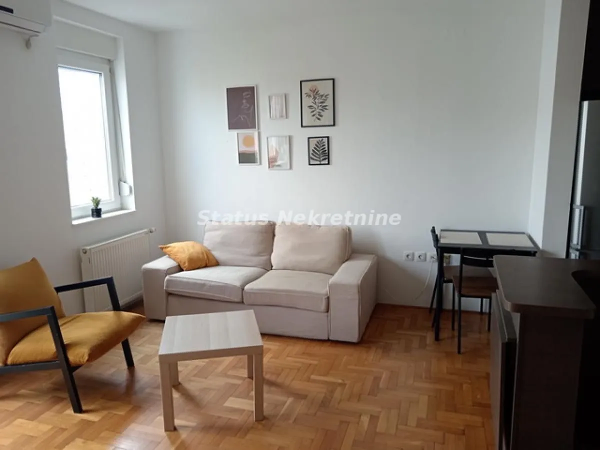 Rent, one bedroom apartment, 37m², Adamovićevo Naselje, Novi Sad Sve Podlokacije