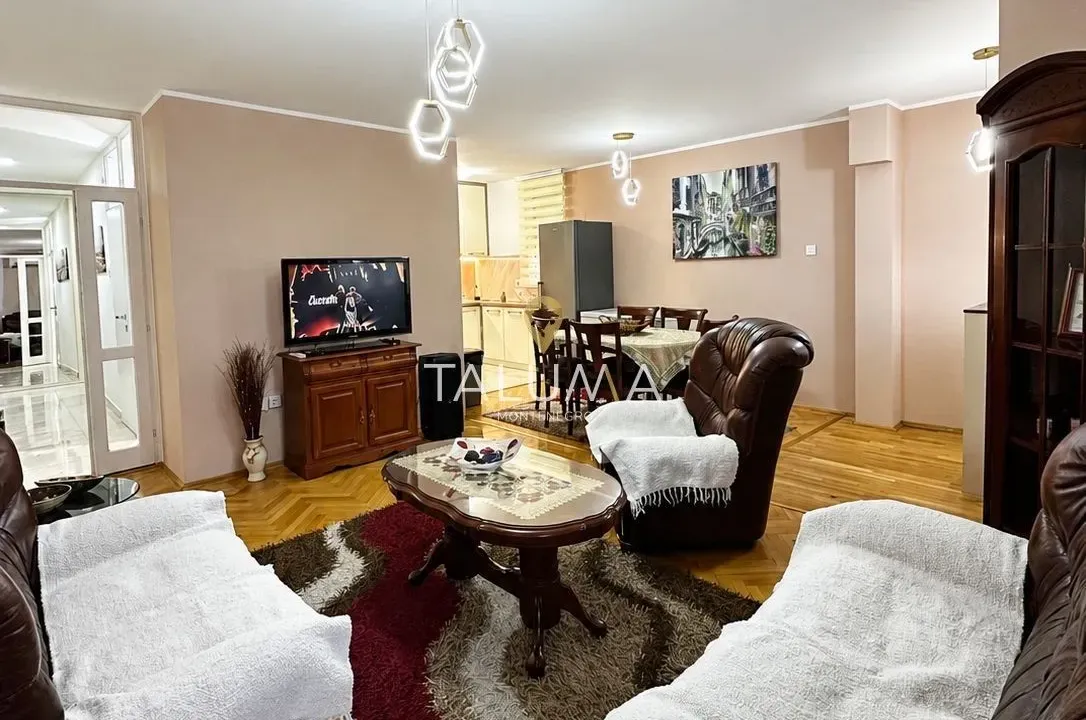 Rent, two bedroom apartment, 78m², Blok 5, Podgorica