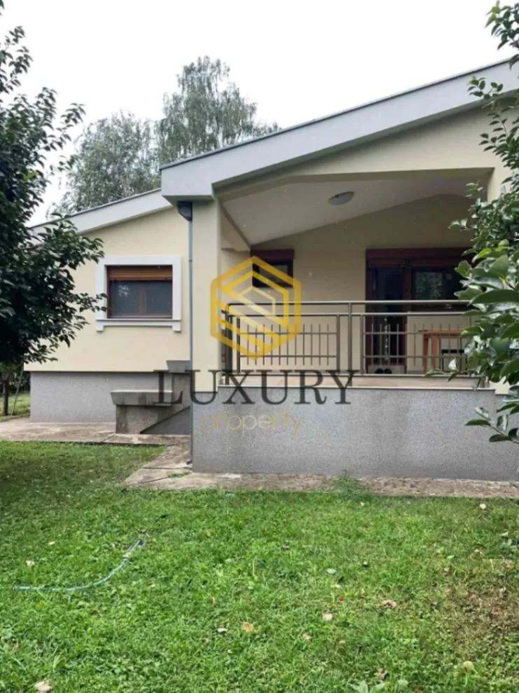Rent, house, 150m², Tološi, Podgorica