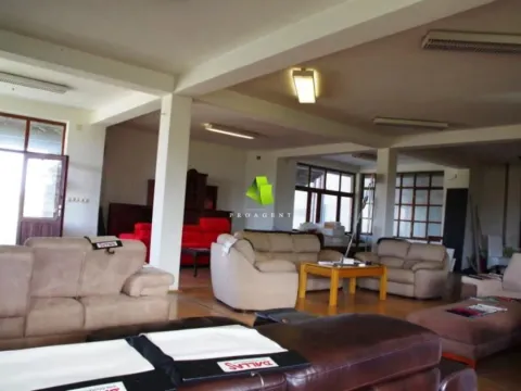 Sale, office space, 735m², Kruševac, Srbija - image 2
