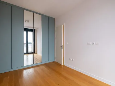 Izdavanje, trosoban stan, 127m², Preko Morače, Podgorica - image 5