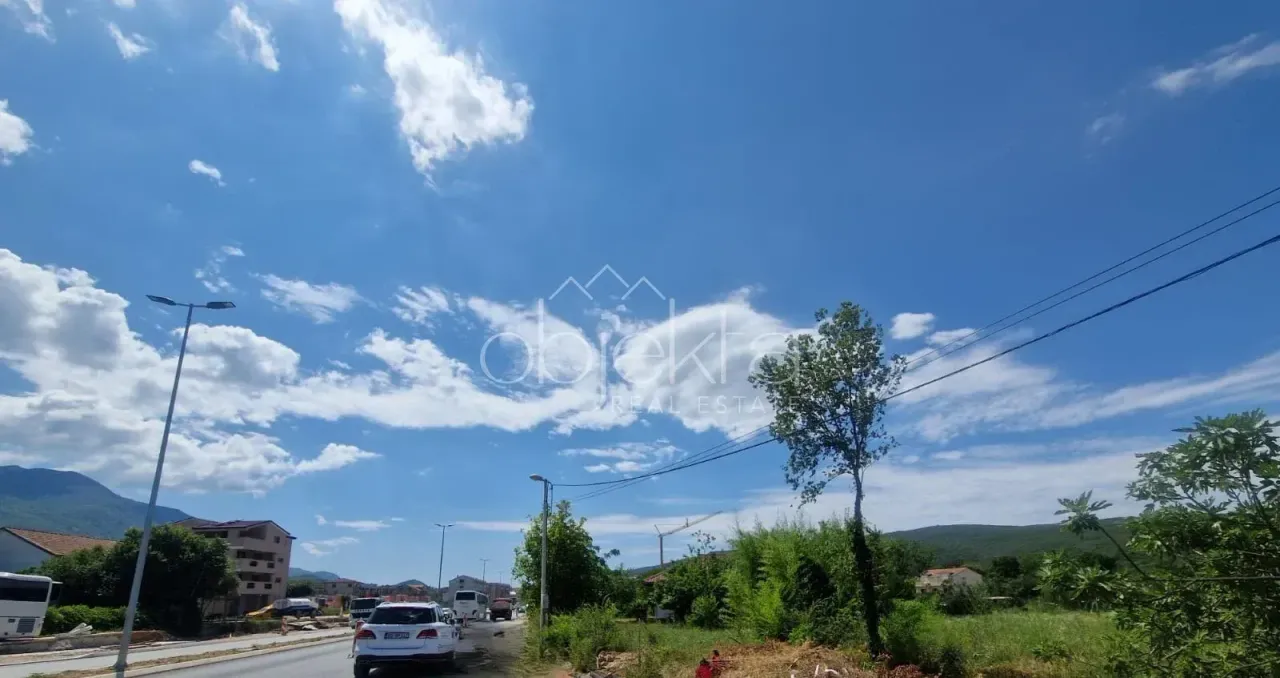 Sale, land lot, 2542m², Kotor, Crna Gora