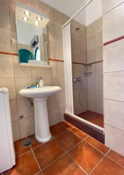 Izdavanje, dvosoban stan, 80m², Gospoština, Budva - image 19