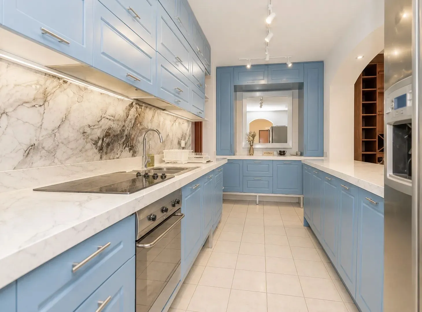 Rent, three bedroom apartment, 200m², Gorica C, Podgorica