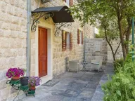 Prodaja, kuća, 410m², Kotor, Crna Gora - image 12