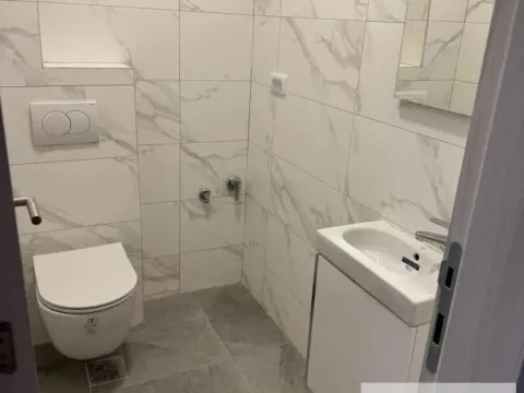 Prodaja, trosoban stan, 67m², Centar, Stara Pazova - image 10