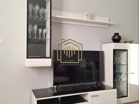 Izdavanje, jednosoban stan, 46m², City Kvart, Podgorica - image 3