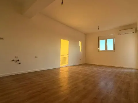 Sale, one bedroom apartment, 46m², Luka Bar, Bar - image 6