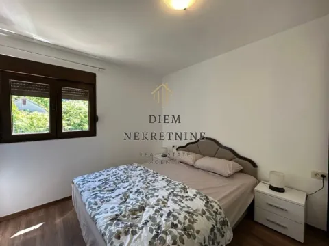 Izdavanje, kuća, 85m², Lastva Grbaljska, Kotor - image 7