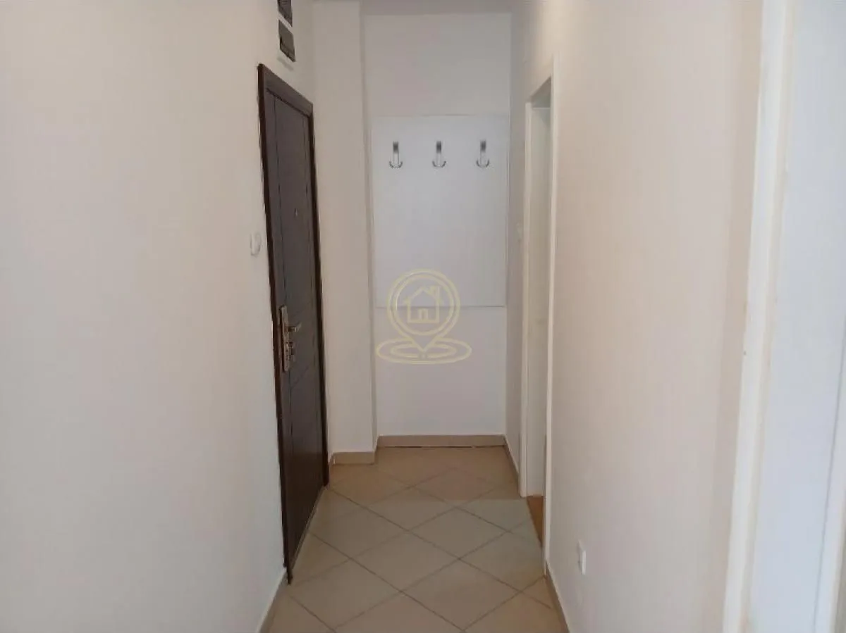 Izdavanje, dvosoban stan, 36m², Detelinara, Novi Sad Sve Podlokacije