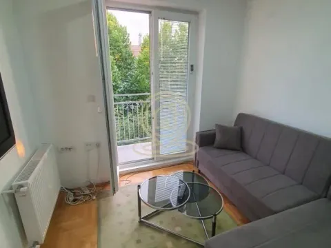 Prodaja, jednosoban stan, 32m², Bubanj, Kragujevac - image 1