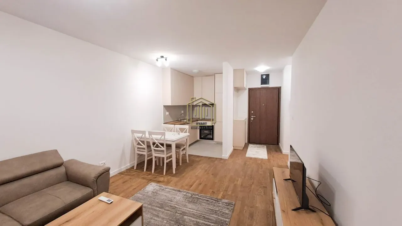 Izdavanje, jednosoban stan, 45m², Stari Aerodrom, Podgorica