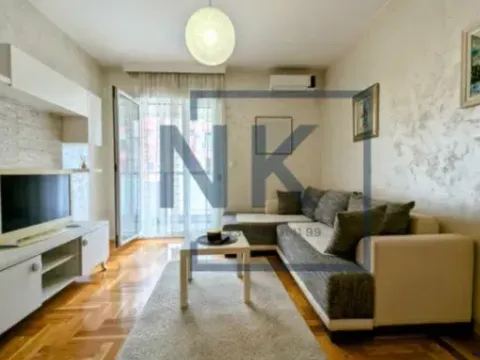 Izdavanje, jednosoban stan, 42m², Zabjelo, Podgorica