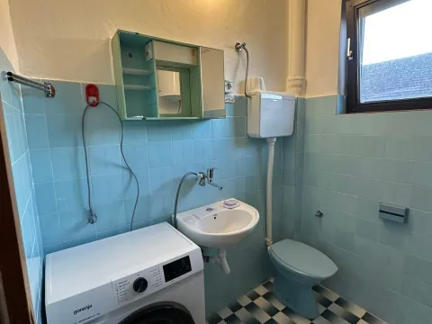 Izdavanje, dvosoban stan, 80m², Masline, Podgorica - image 5