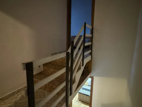 Rent, house, 180m², Ilino, Bar - image 10