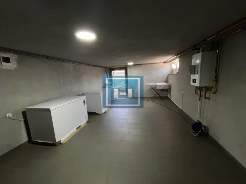 Prodaja, kuća, 271m², Šantarovac, Jagodina - image 13