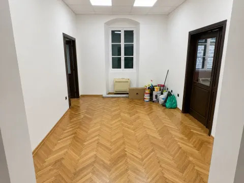 Rent, office space, 55m², Stari Grad Kotor, Kotor - image 7