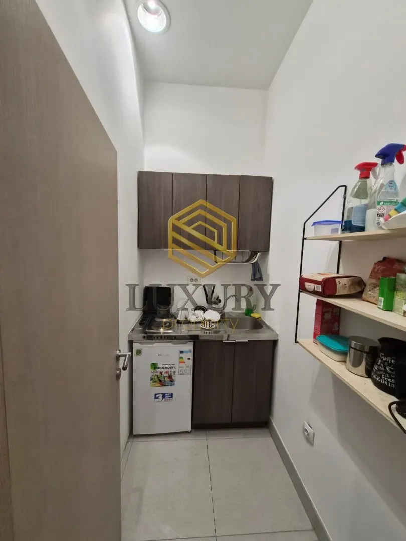 Rent, office space, 102m², City Kvart, Podgorica