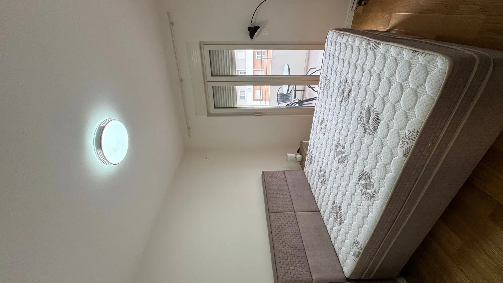 Prodaja, jednosoban stan, 47m², Central Point, Podgorica