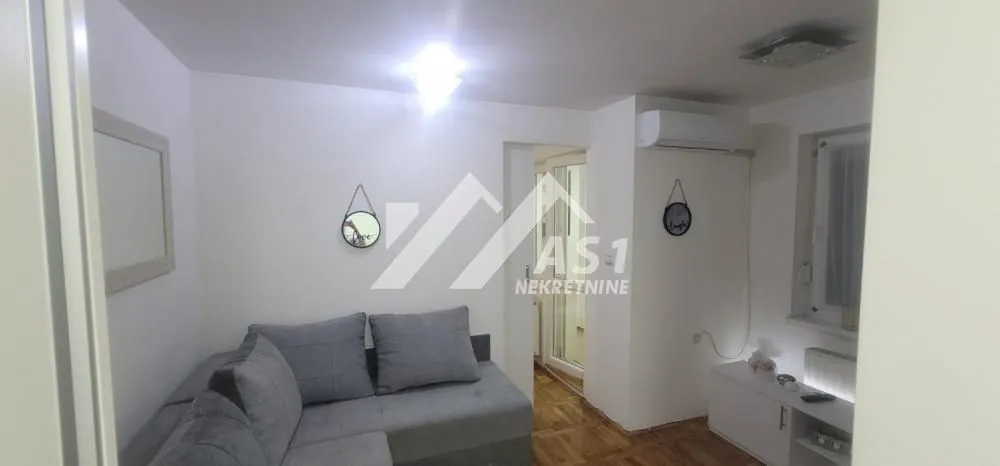 Izdavanje, jednosoban stan, 32m², Betanija, Novi Sad Sve Podlokacije