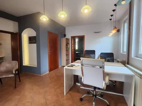 Rent, office space, 73m², Babin Do, Budva - image 3