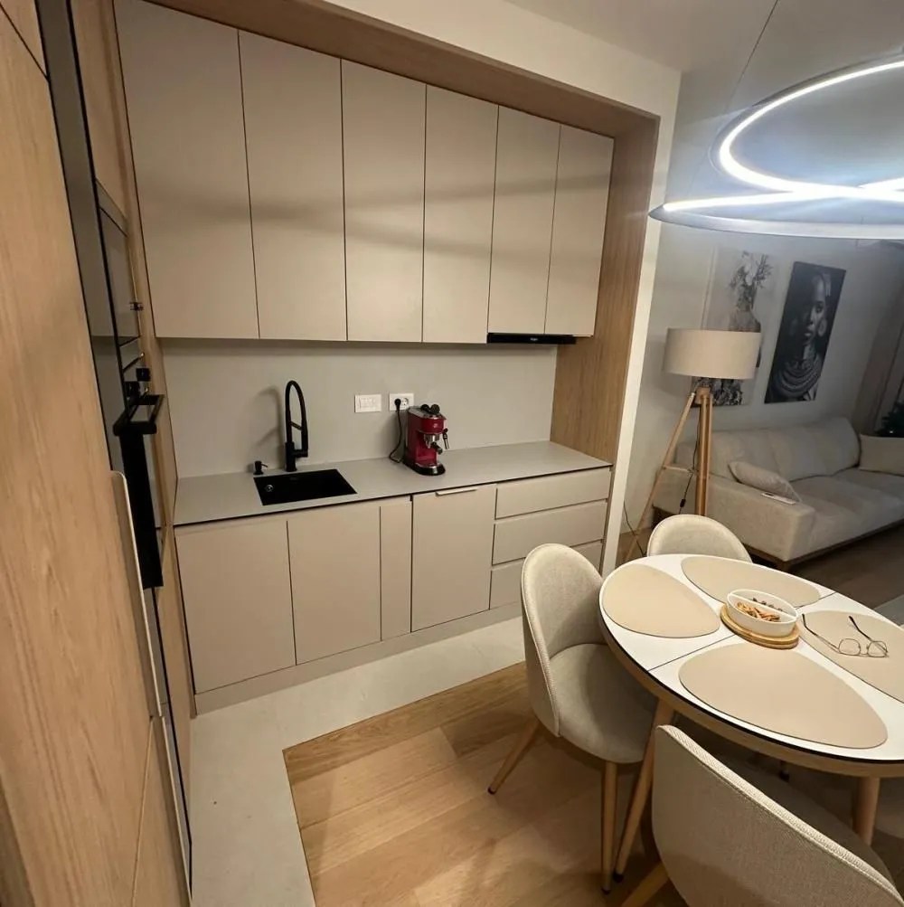 Rent, three bedroom apartment, 74m², Savski Venac, Beograd