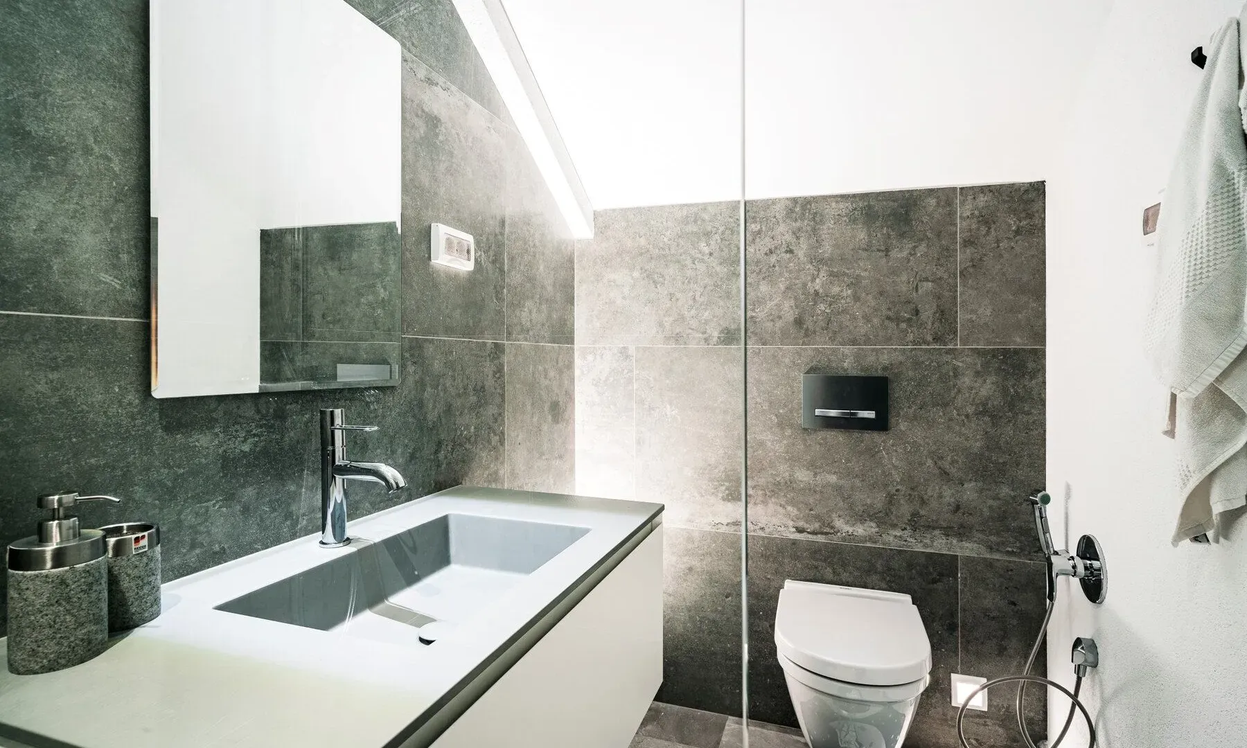 Rent, house, 491m², Ljuta, Kotor