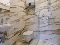 Prodaja, trosoban stan, 158m², Dobrota, Kotor - image 10