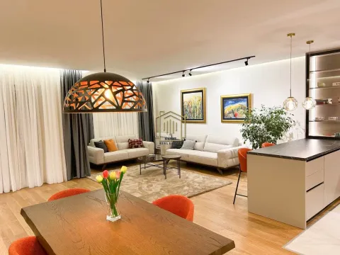 Izdavanje, dvosoban stan, 108m², Central Point, Podgorica - image 8