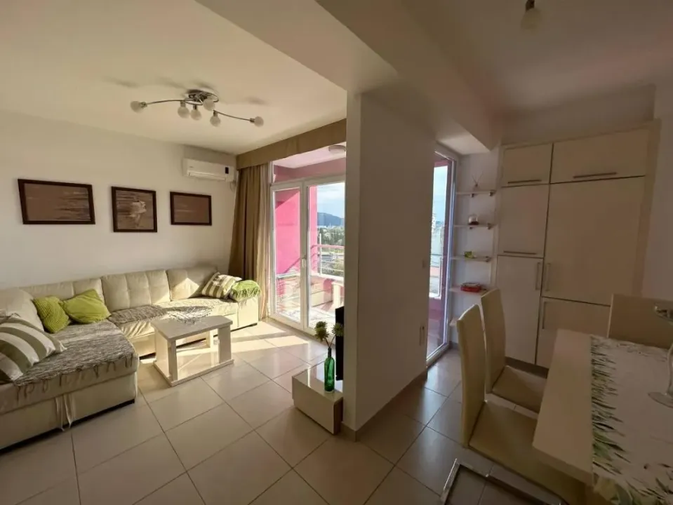 Sale, two bedroom apartment, 57m², Ilino, Bar