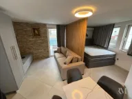 Izdavanje, kuća, 160m², Dumidran, Tivat - image 8