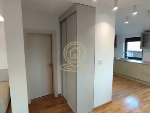 Izdavanje, trosoban stan, 83m², Zvezdarska Šuma, Zvezdara Sve Podlokacije - image 10
