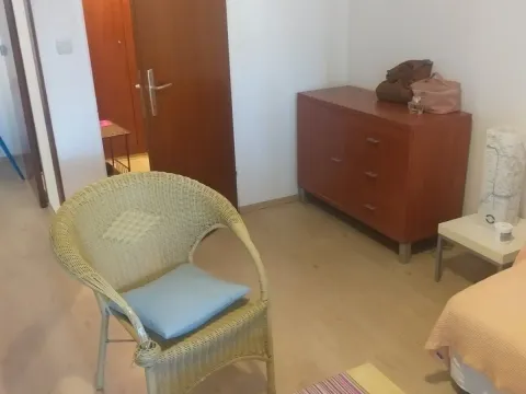 Izdavanje, jednosoban stan, 55m², Centar, Bar - image 4