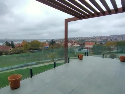 Izdavanje, četvorosoban stan, 200m², Sremska Kamenica, Petrovaradin - image 15