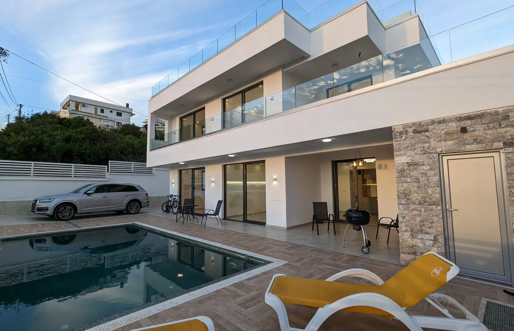 Sale, house, 365m², Utjeha, Bar