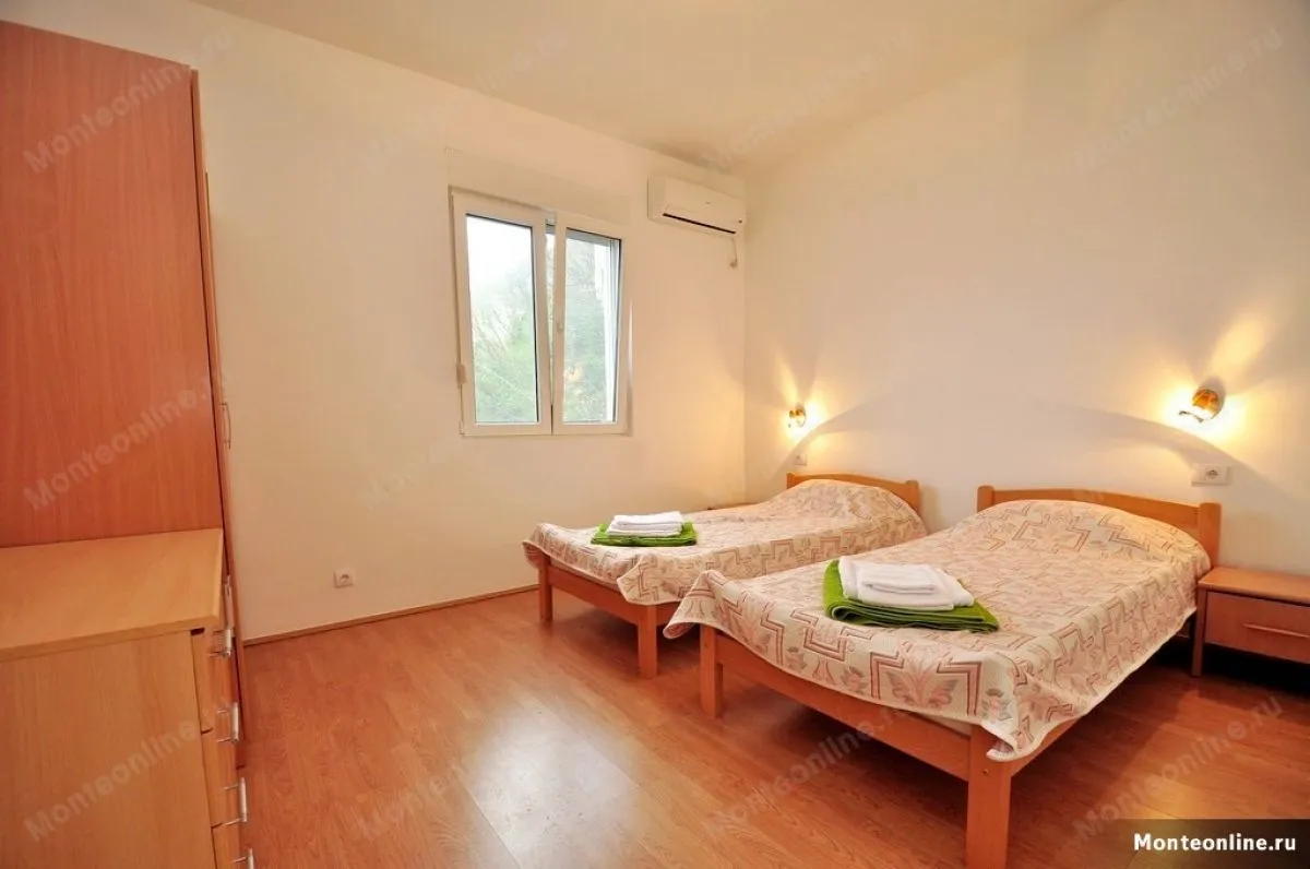 Sale, house, 350m², Kostanjica, Kotor
